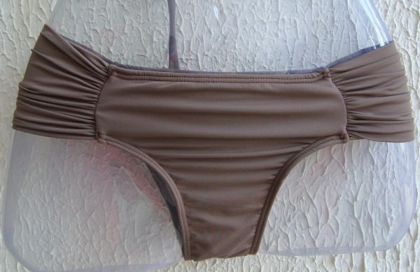 Calça Lateral Drapeada